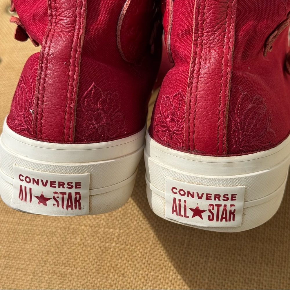 Converse All Star Red Floral High Top Sneakers Women’s 10 3D Flower Canvas - Picture 5 of 10